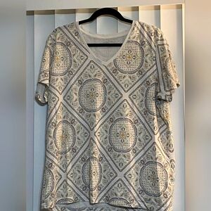 Lands End Large Top White Patterned Short Sleeve